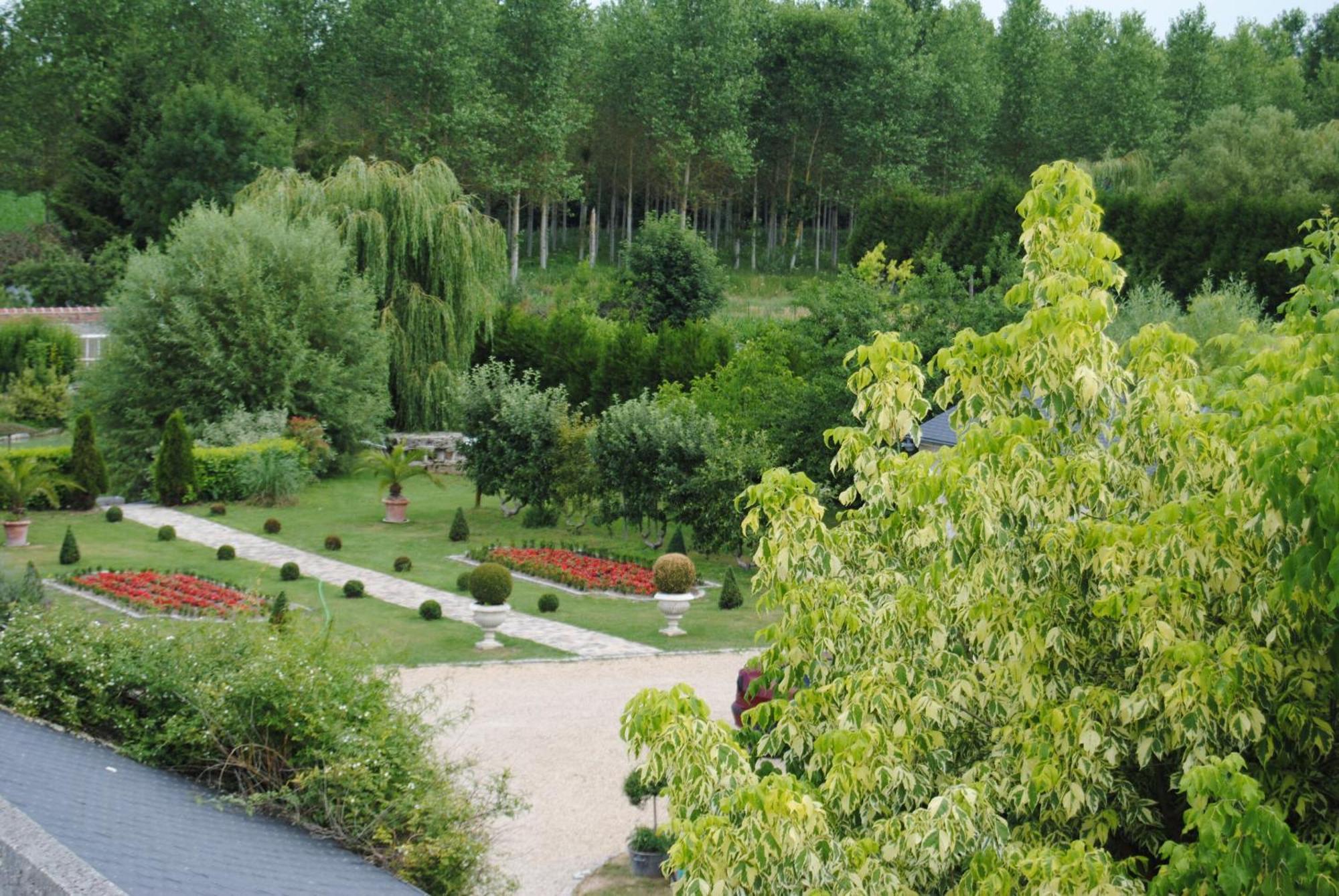 Le Grand Logis - Guest House - Bed And Breakfast Marchais  Room photo
